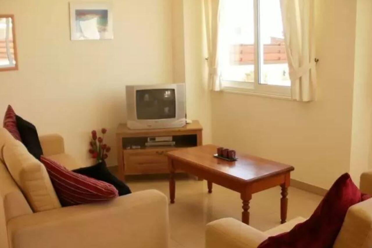 Marrika Ajía Nápa